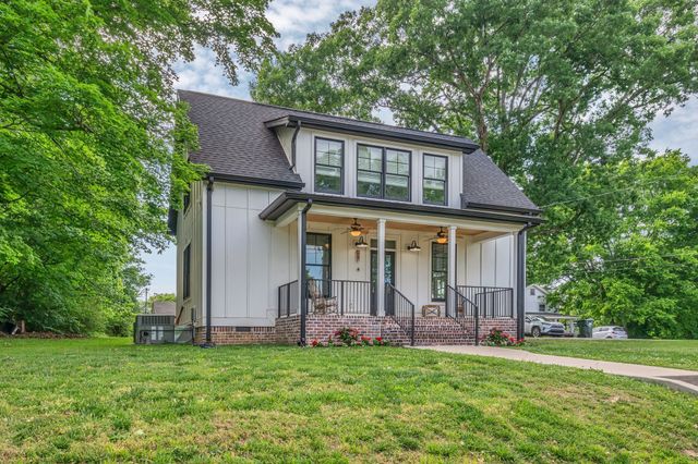 219 McCreary Heights, Dickson, TN 37055