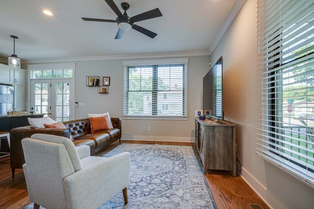 219 McCreary Heights, Dickson, TN 37055