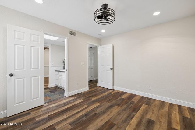 1948 E LOS ARBOLES Drive, Tempe, AZ 85284
