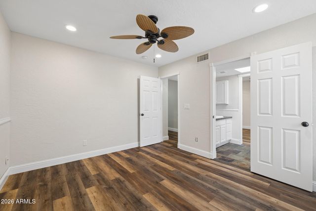 1948 E LOS ARBOLES Drive, Tempe, AZ 85284