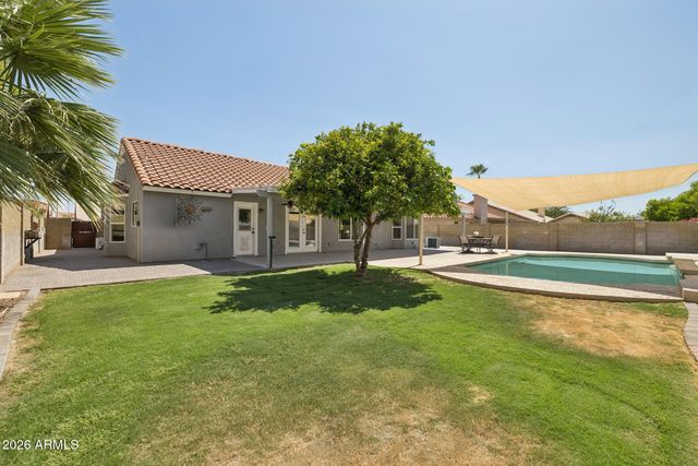 1948 E LOS ARBOLES Drive, Tempe, AZ 85284