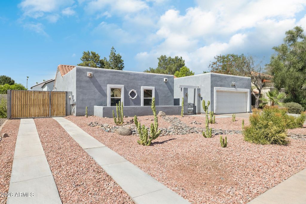 1948 E LOS ARBOLES Drive, Tempe, AZ 85284 — photo 3