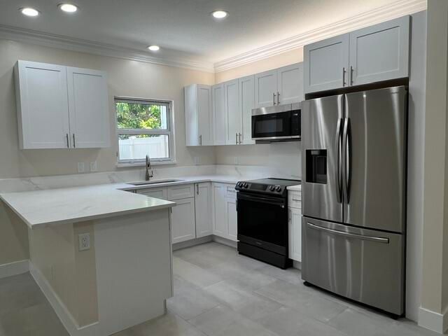 239 Leland Lane, Greenacres, FL 33463