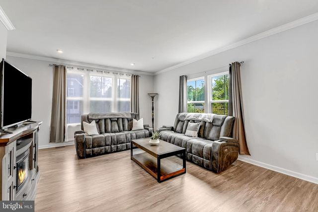 564 KATHERINE AVE, Baltimore, MD 21221