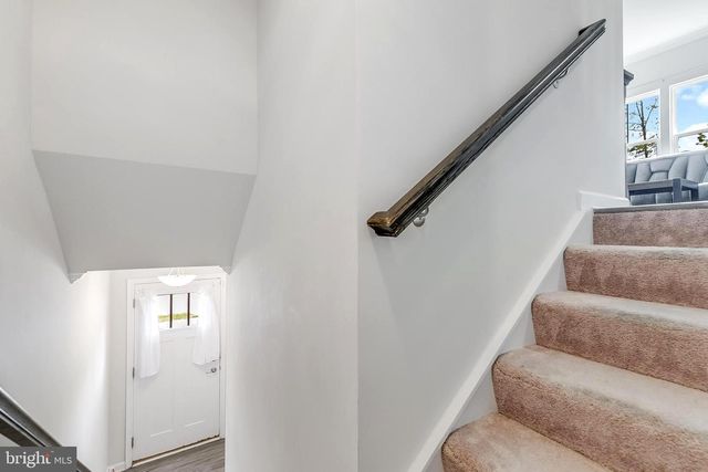 564 KATHERINE AVE, Baltimore, MD 21221