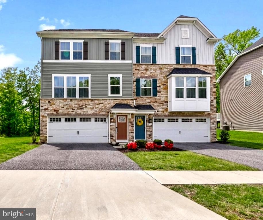 564 KATHERINE AVE, Baltimore, MD 21221