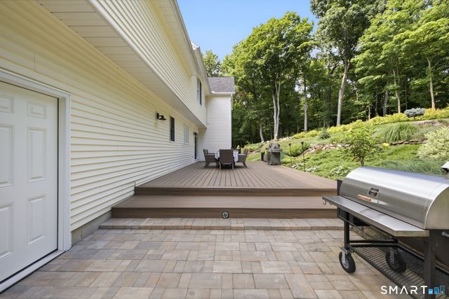 10 Sundance Road, New Milford, CT 06776