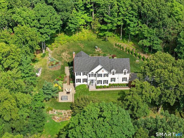 10 Sundance Road, New Milford, CT 06776
