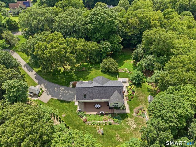 10 Sundance Road, New Milford, CT 06776