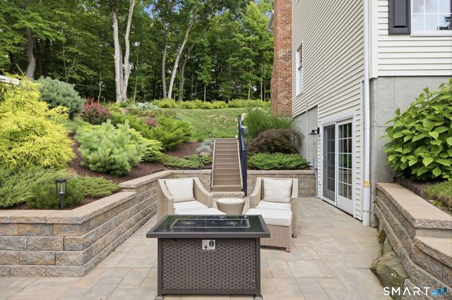 10 Sundance Road, New Milford, CT 06776