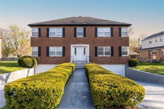 349 Orchard Drive, Oakwood, OH 45419