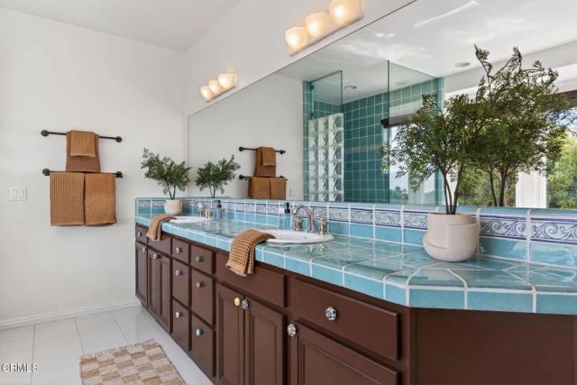 1602 Grace Court, Camarillo, CA 93010