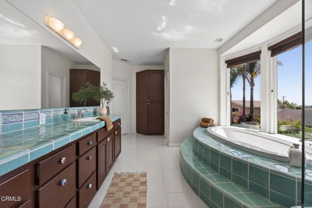 1602 Grace Court, Camarillo, CA 93010