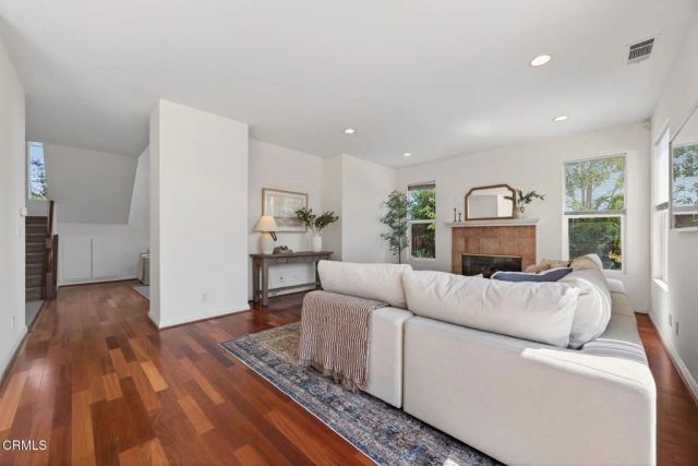 1602 Grace Court, Camarillo, CA 93010