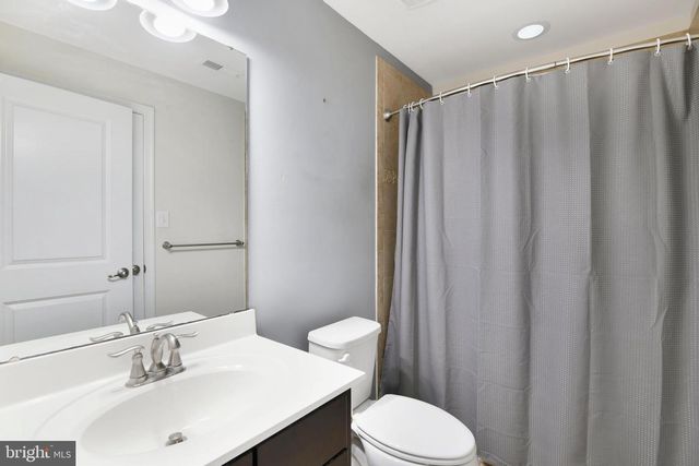 9152 LANDON HOUSE LN, Frederick, MD 21704