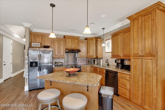 263 Country Club Circle, Diamondhead, MS 39525