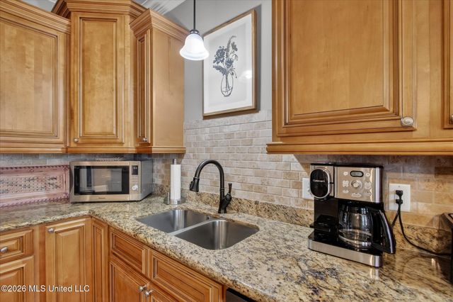 263 Country Club Circle, Diamondhead, MS 39525