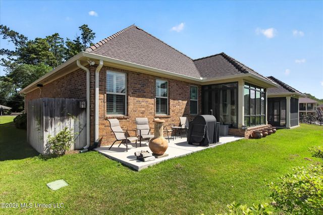263 Country Club Circle, Diamondhead, MS 39525