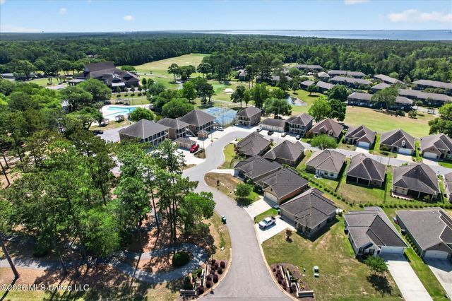 263 Country Club Circle, Diamondhead, MS 39525