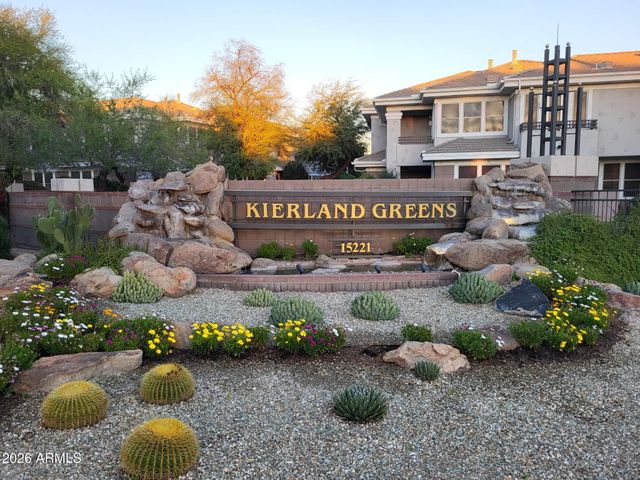 15221 N CLUBGATE Drive 1128, Scottsdale, AZ 85254