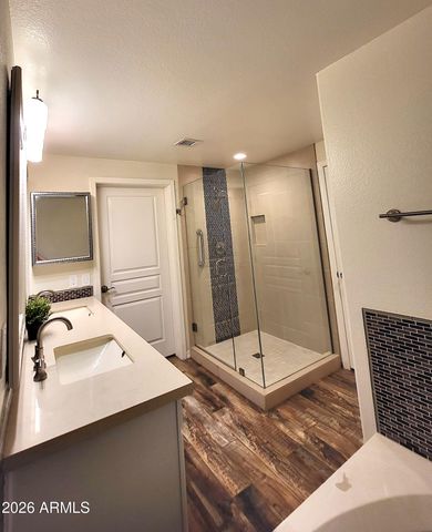 15221 N CLUBGATE Drive 1128, Scottsdale, AZ 85254