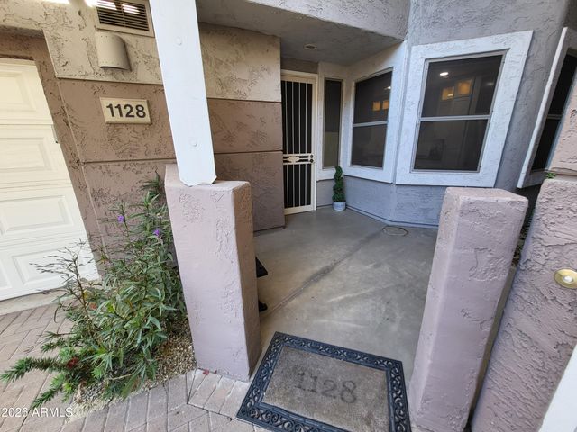 15221 N CLUBGATE Drive 1128, Scottsdale, AZ 85254