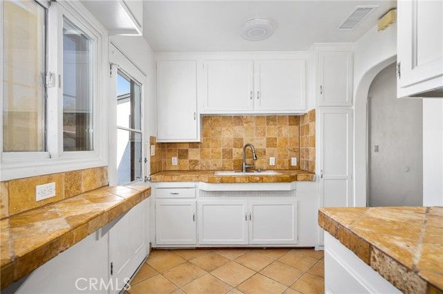 4851 Faculty Avenue, Long Beach, CA 90808