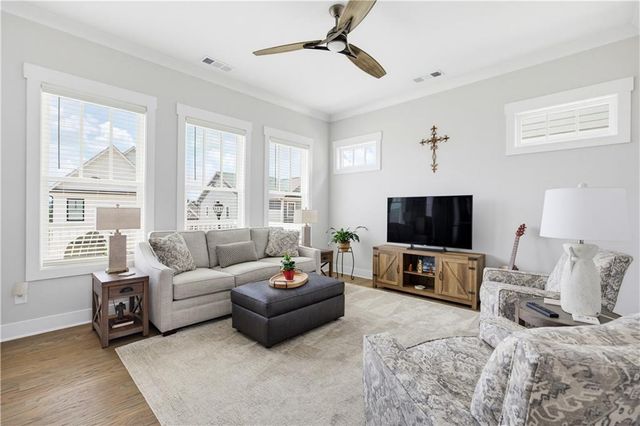 581 S Club Drive, Woodstock, GA 30188