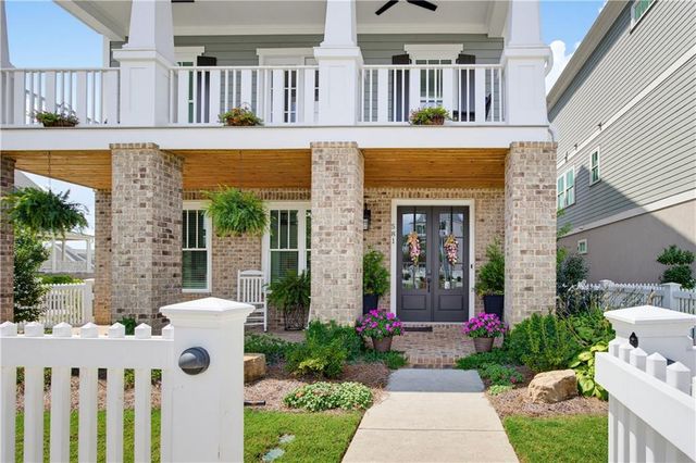581 S Club Drive, Woodstock, GA 30188