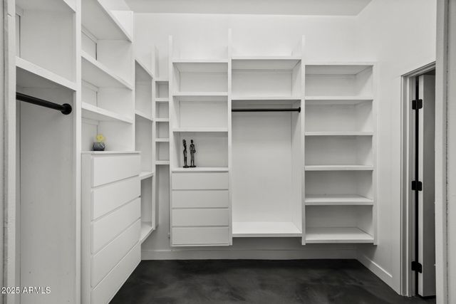 1211 E HAYWARD Avenue, Phoenix, AZ 85020