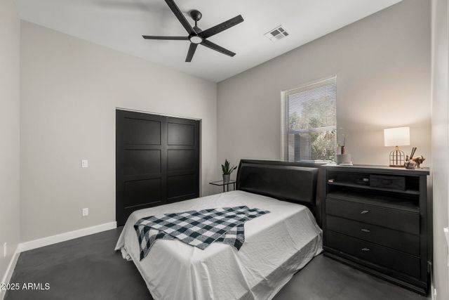 1211 E HAYWARD Avenue, Phoenix, AZ 85020