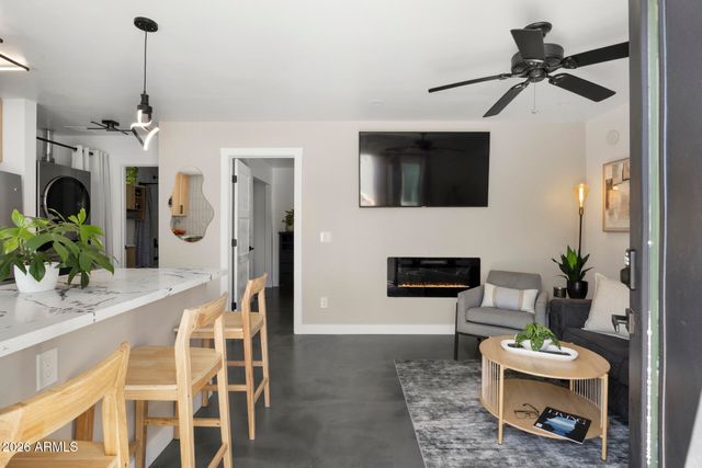 1211 E HAYWARD Avenue, Phoenix, AZ 85020