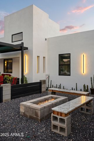 1211 E HAYWARD Avenue, Phoenix, AZ 85020