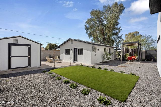 1211 E HAYWARD Avenue, Phoenix, AZ 85020