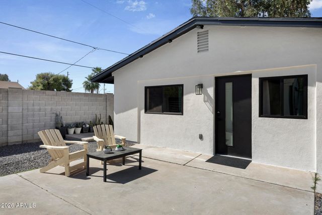 1211 E HAYWARD Avenue, Phoenix, AZ 85020