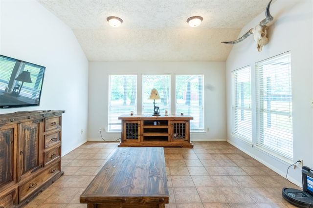 4204 Fm 2518 Road, Cleveland, TX 77327
