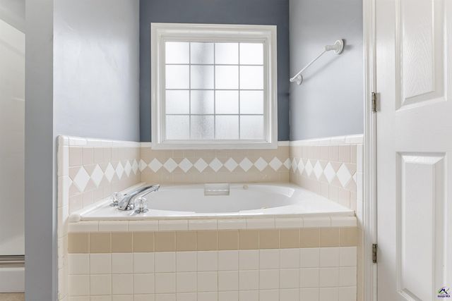 105 Eagles Ridge Court, Perry, GA 31063