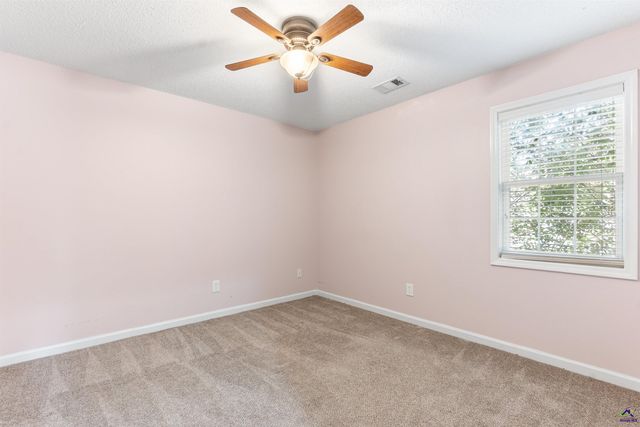 105 Eagles Ridge Court, Perry, GA 31063