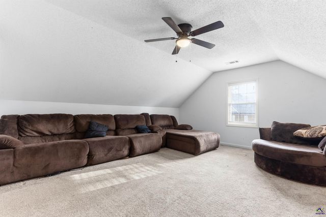 105 Eagles Ridge Court, Perry, GA 31063