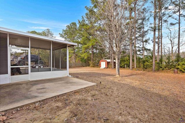 105 Eagles Ridge Court, Perry, GA 31063