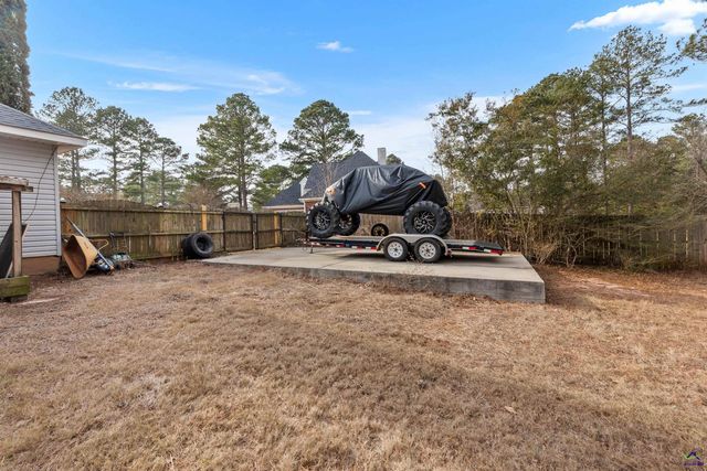 105 Eagles Ridge Court, Perry, GA 31063