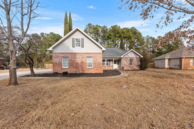 105 Eagles Ridge Court, Perry, GA 31063