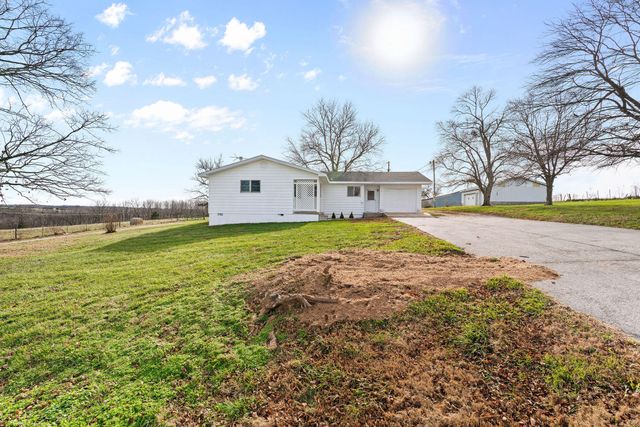 12024 State Highway M, Billings, MO 65610