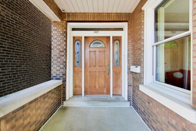 3427 S Emerald Avenue 1, Chicago, IL 60616