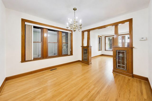 3427 S Emerald Avenue 1, Chicago, IL 60616