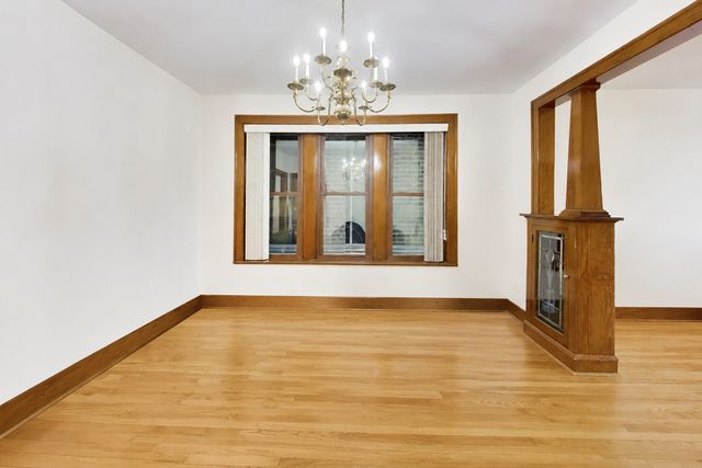 3427 S Emerald Avenue 1, Chicago, IL 60616