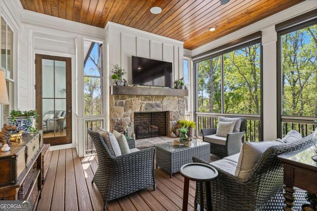 16200 Henderson Road, Milton, GA 30004