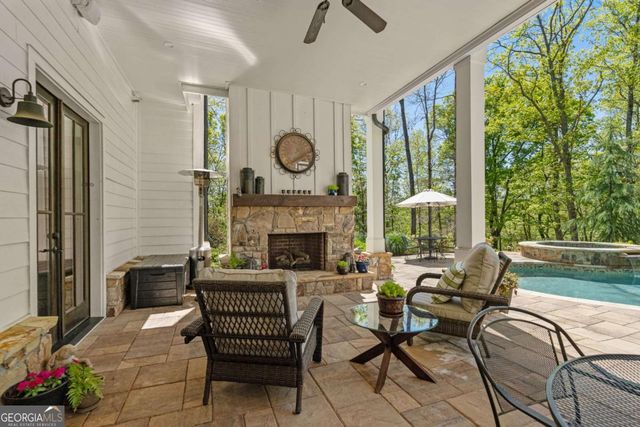 16200 Henderson Road, Milton, GA 30004