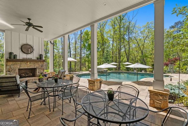 16200 Henderson Road, Milton, GA 30004