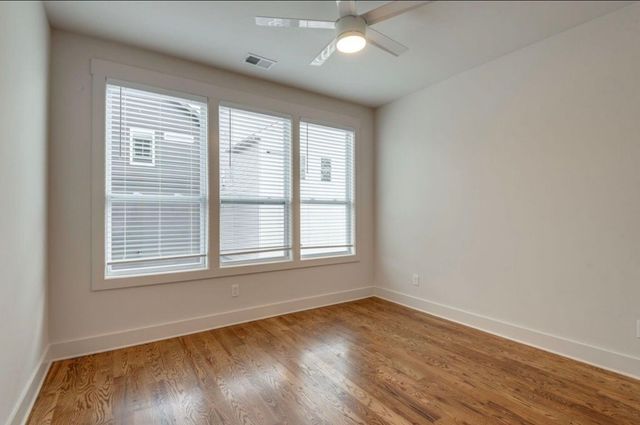 2215B 24th Ave, N, Nashville, TN 37208